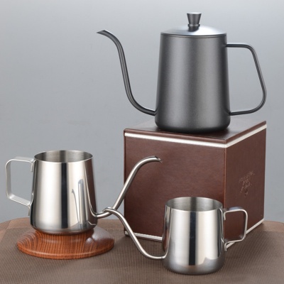 Coffee pot with thin mouth